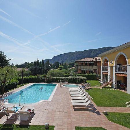 Appartamenti Corte Leonardo Garda  Exteriér fotografie