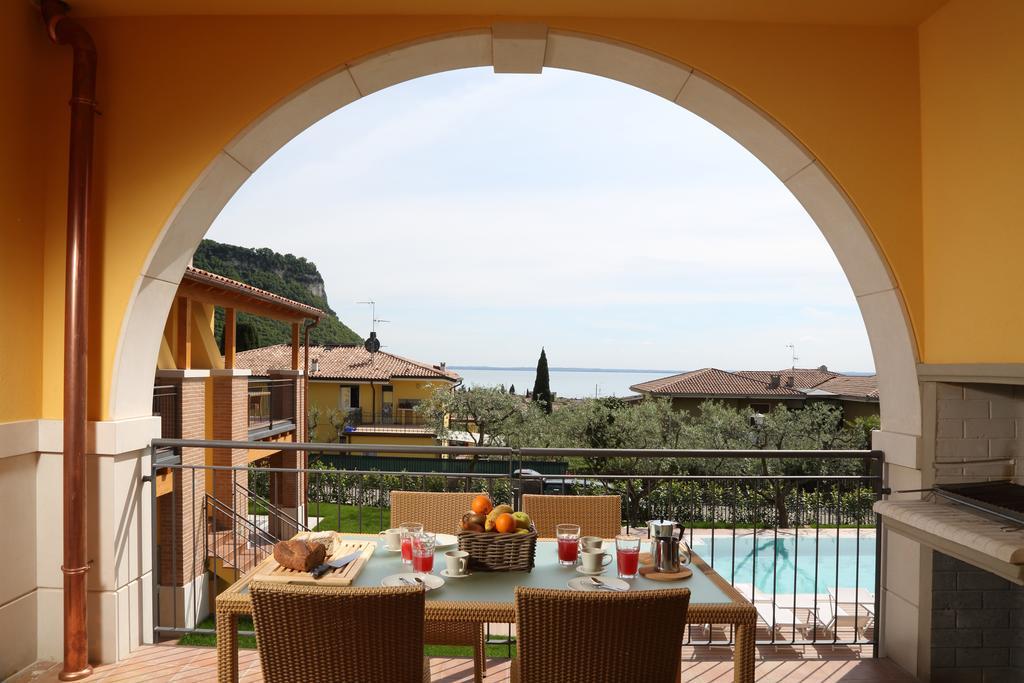 Appartamenti Corte Leonardo Garda  Pokoj fotografie