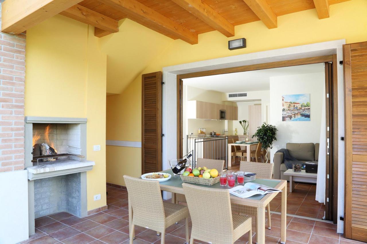 Appartamenti Corte Leonardo Garda  Exteriér fotografie